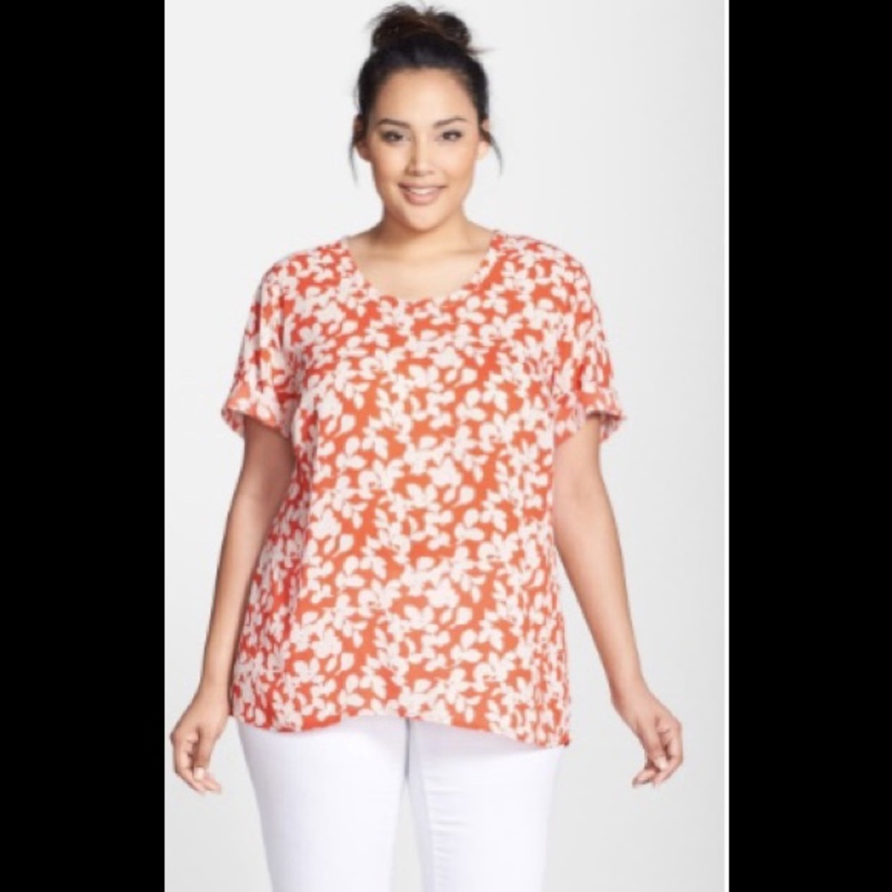 Halogen Print Roll Sleeve Woven Plus Size Top